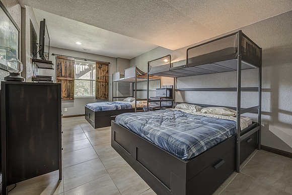 22402McIntyreRD-30
