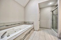 13745SBlackfootDr-13