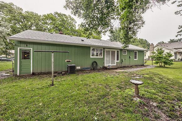 5242HortonSt-27