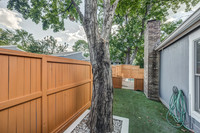 7957ColonyLn-3