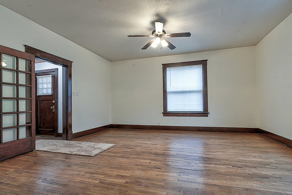 1007GrandAve-6