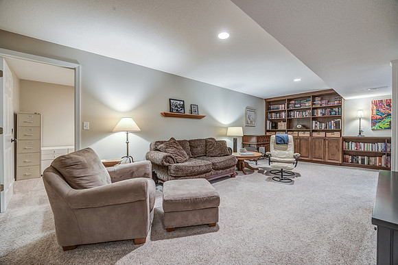 5645Lakecrest-29