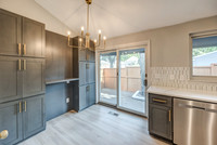 7957ColonyLn-11