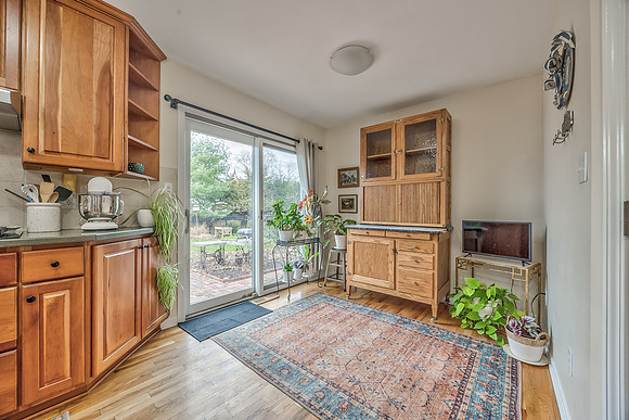 6816W98th-7
