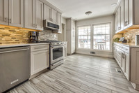 8000BeverlyDr-10