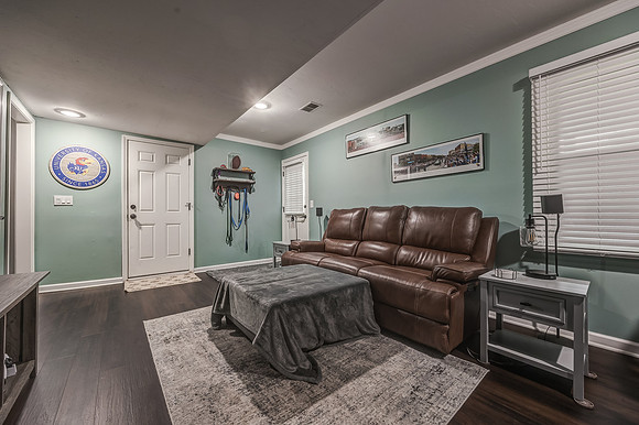 7135NChurchST-23
