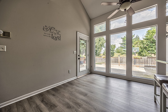 13745SBlackfootDr-17
