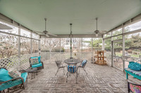 6816W98th-11