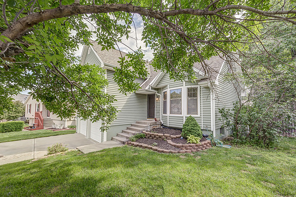 10734RolandCT-32