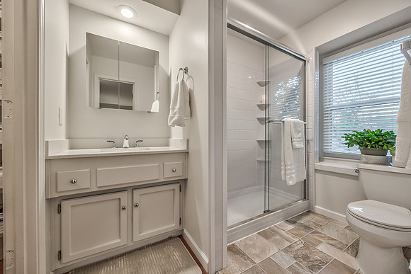 15118W83ST-17