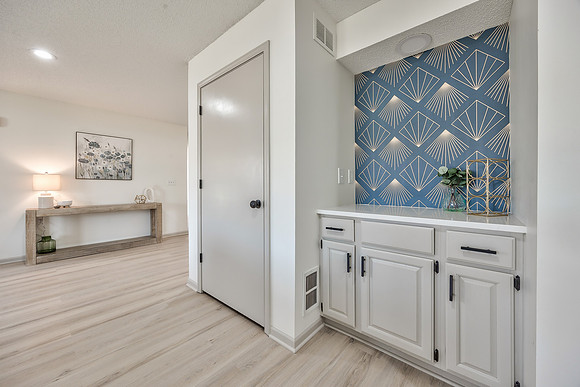 12000W121ST-7