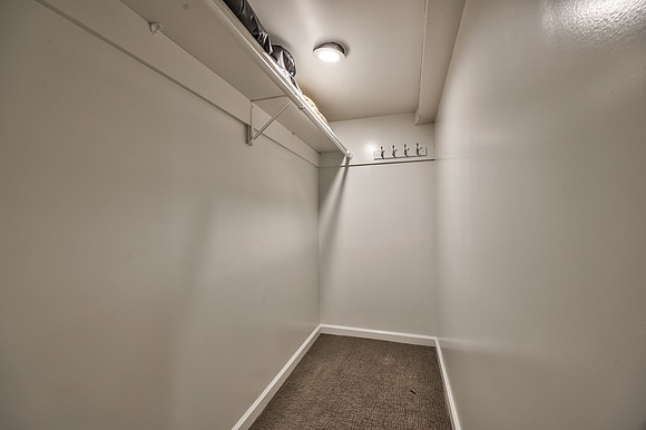 6913DearbornST-30