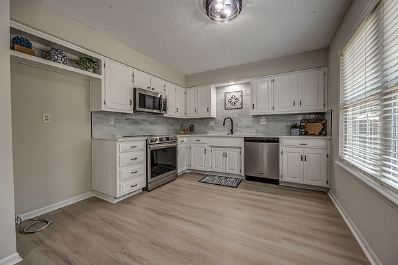 10151Edelweiss-12