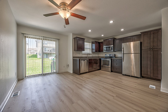10532ClubhouseDR-8