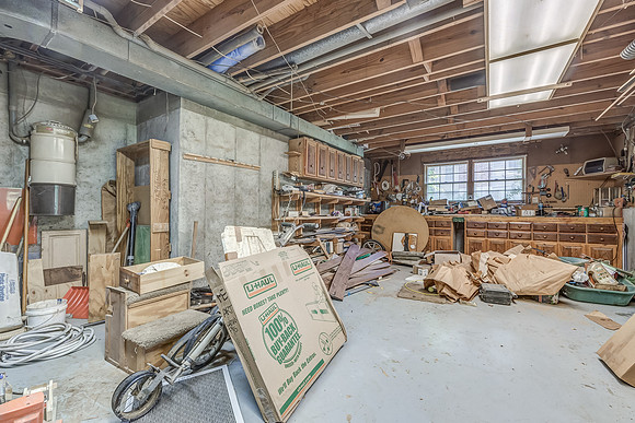 12600OverbrookRD-42