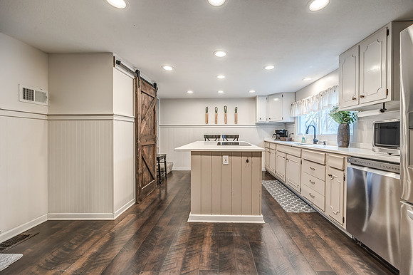 15515CliffDr-14