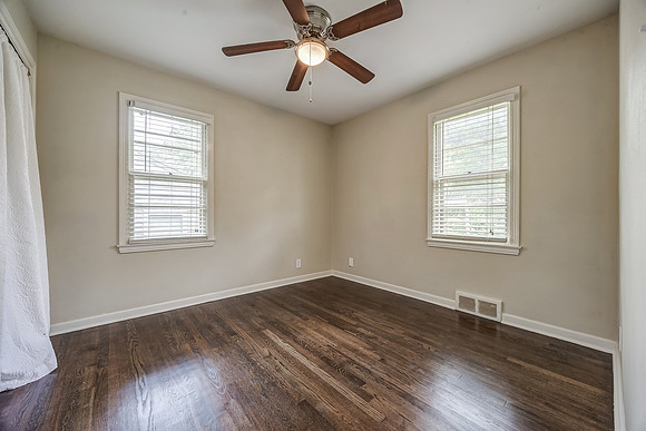 8349DouglasAve-13