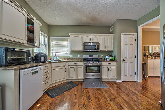 6704E123ST-7