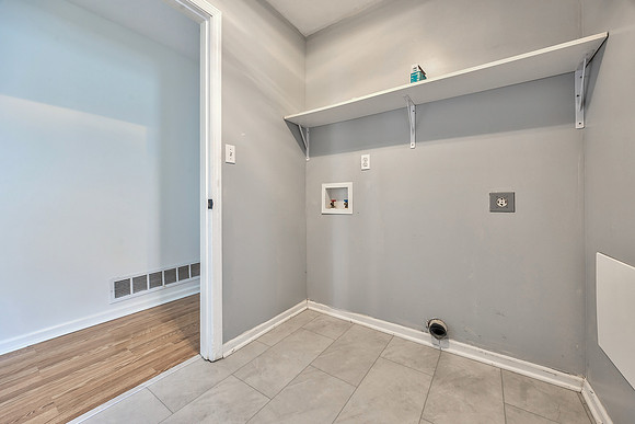 723NCrysler-19