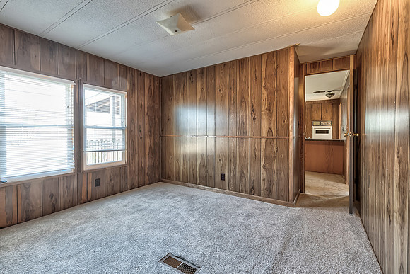 18321HighViewDr-19