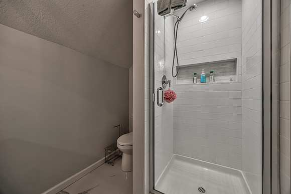 12825GarnettSt-27