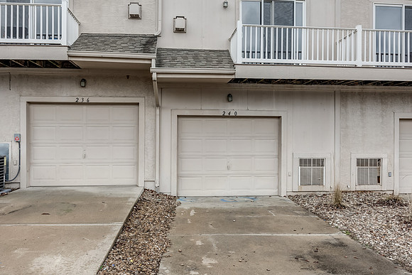 236NHedge-24