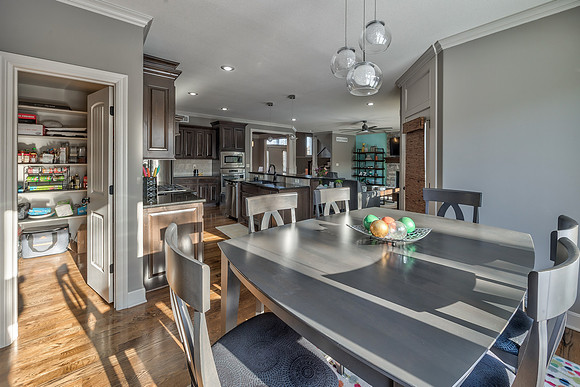 16416OakmontSt-16