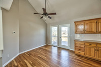 15895SLocustST-8