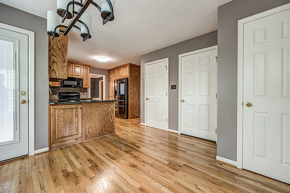 325MeadowLN-15