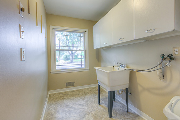 9523Delmar-25