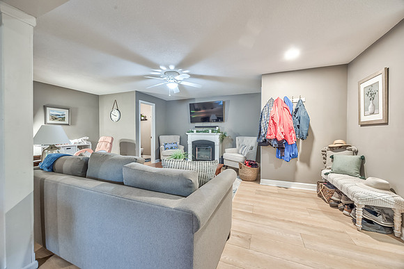 10604E51ST-25