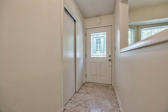 7217HadleySt-5