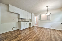 7217HadleySt-10