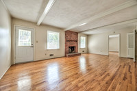 7217HadleySt-13