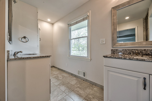 4304W83ST-21