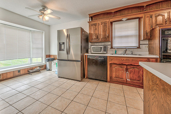 257EBridlespurDr-9