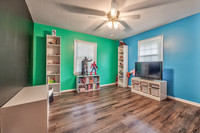 257EBridlespurDr-17
