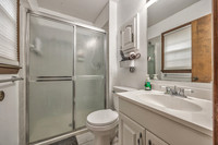 257EBridlespurDr-16