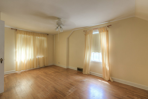 1015W77ST-22