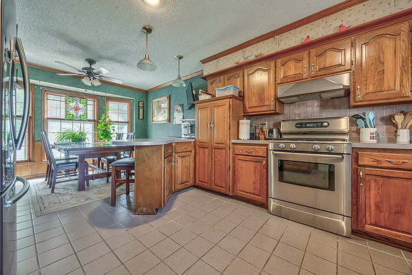 14130W49ST-9