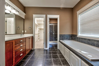 513E31Ave-16