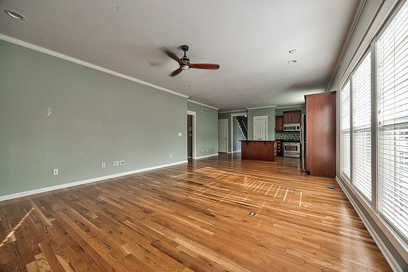513E31Ave-12