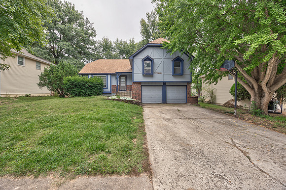 817ELaytonDr-1