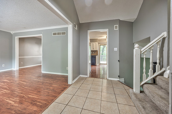 817ELaytonDr-4