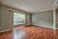 817ELaytonDr-5