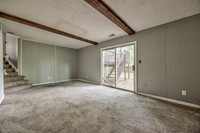 817ELaytonDr-18