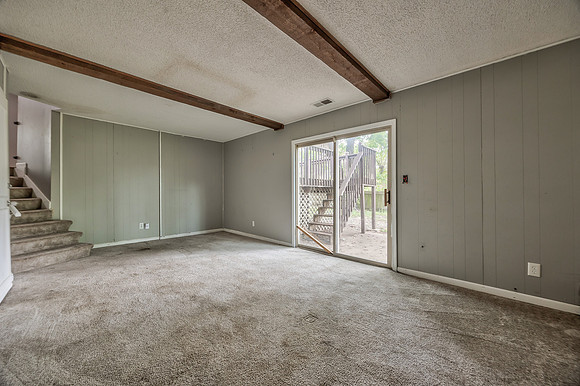 817ELaytonDr-18