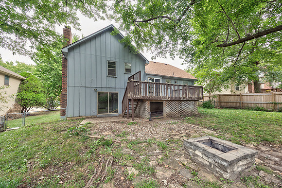 817ELaytonDr-26