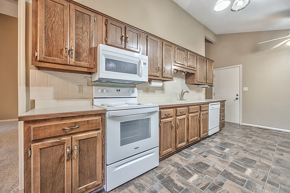 16513W133ST-10