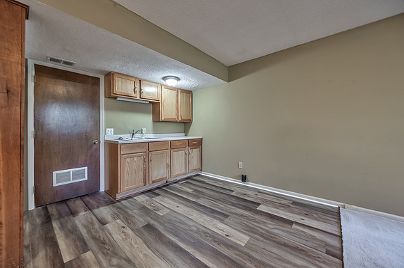 16513W133ST-22